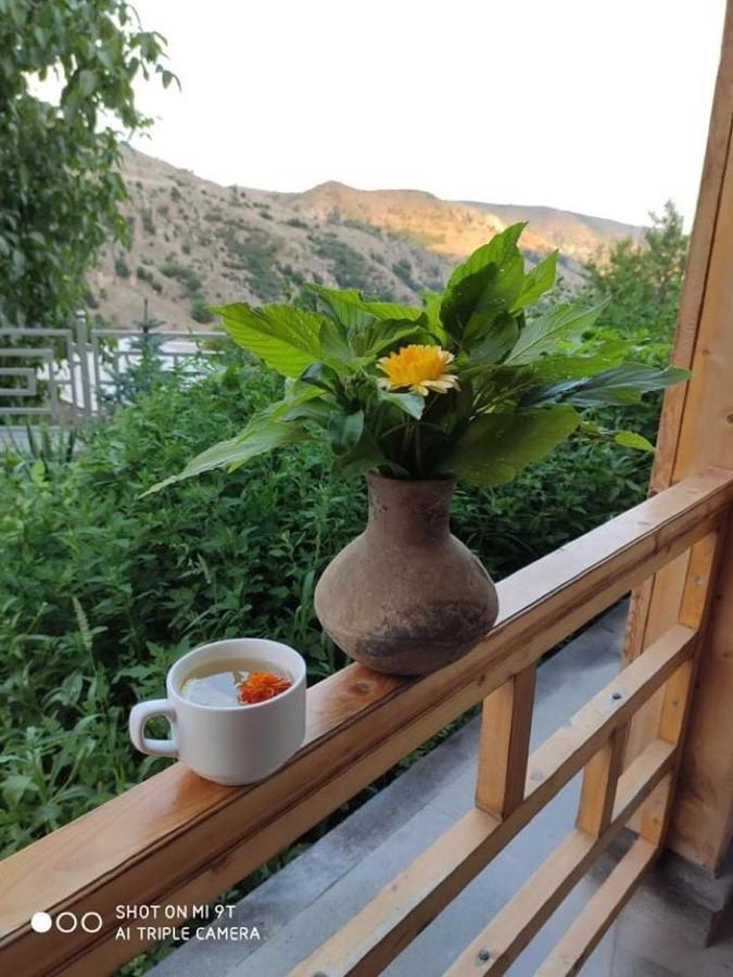 Lara Hotel Goris Extérieur photo