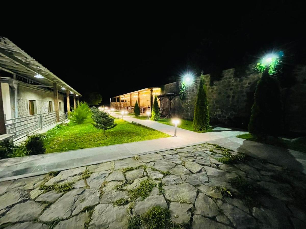 Lara Hotel Goris Extérieur photo