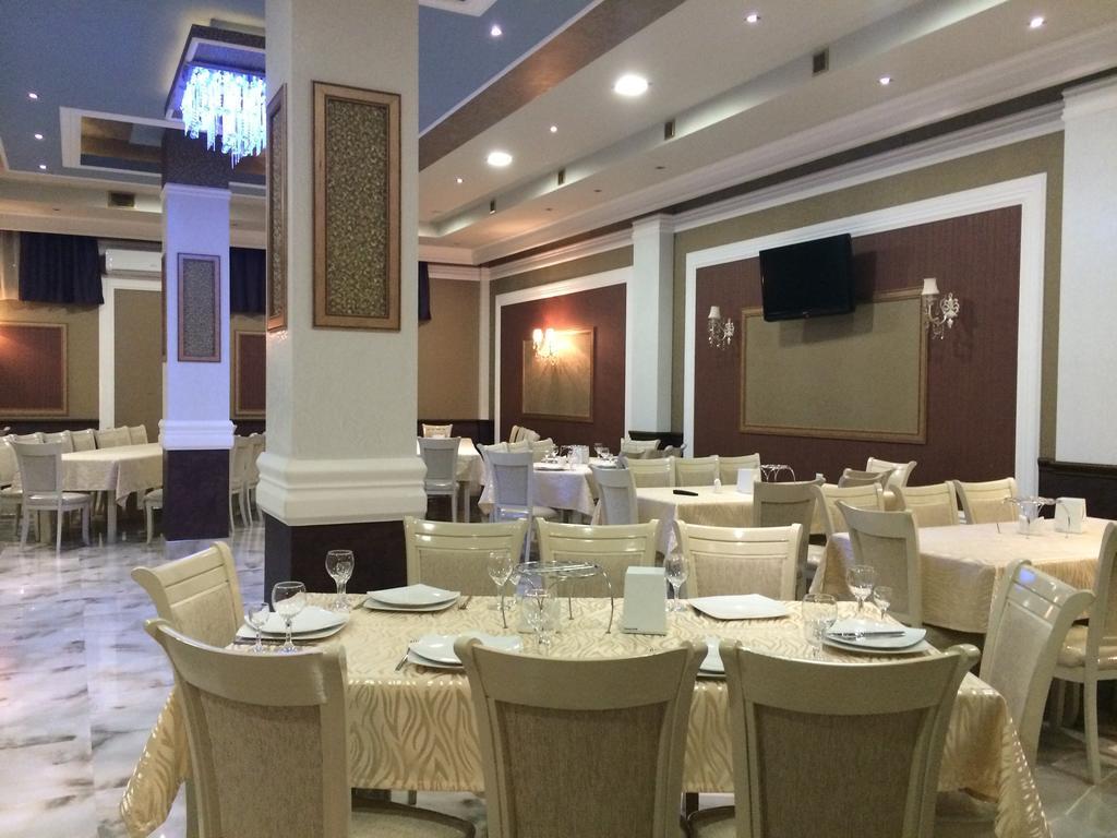 Lara Hotel Goris Extérieur photo