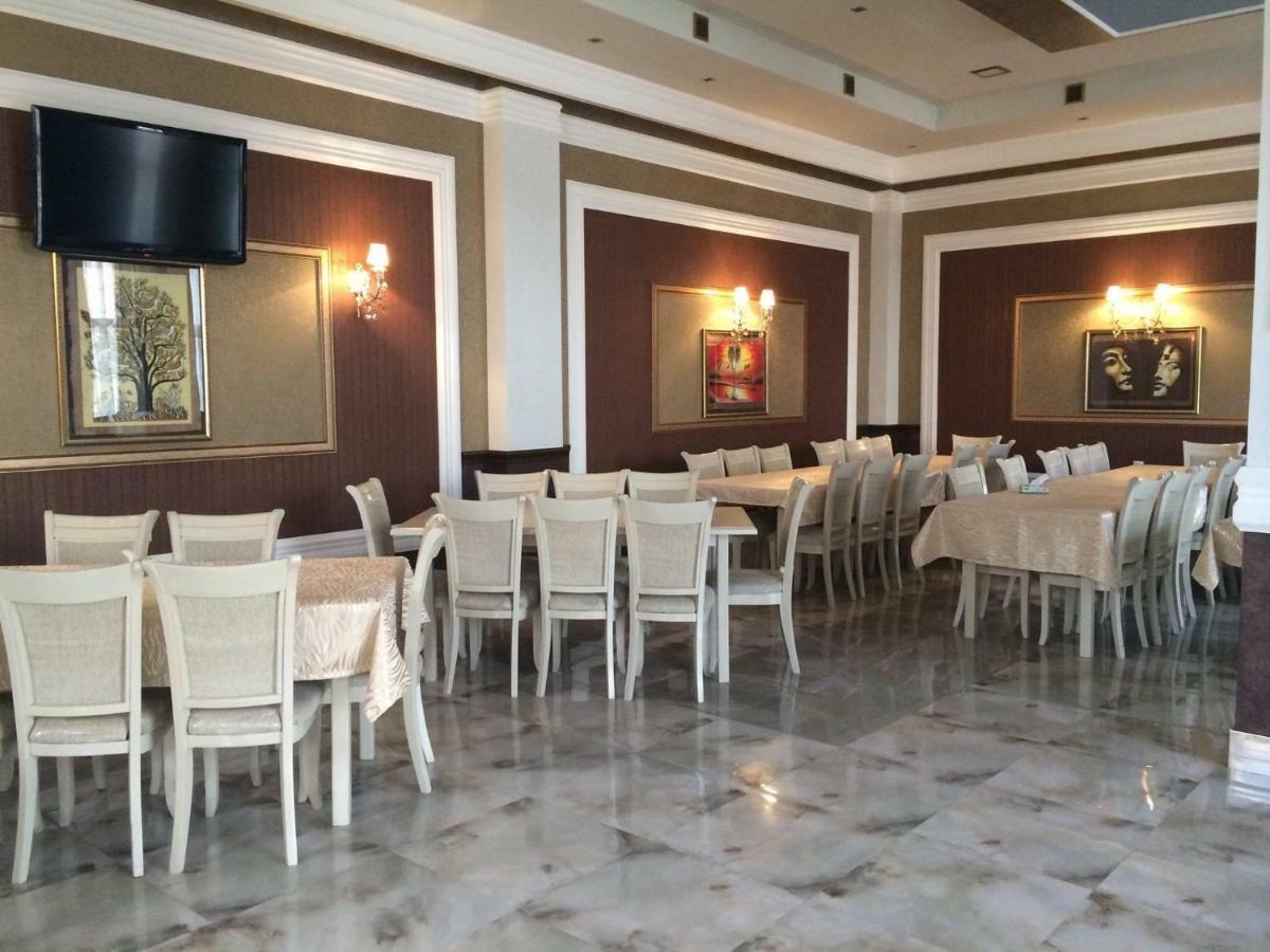 Lara Hotel Goris Extérieur photo