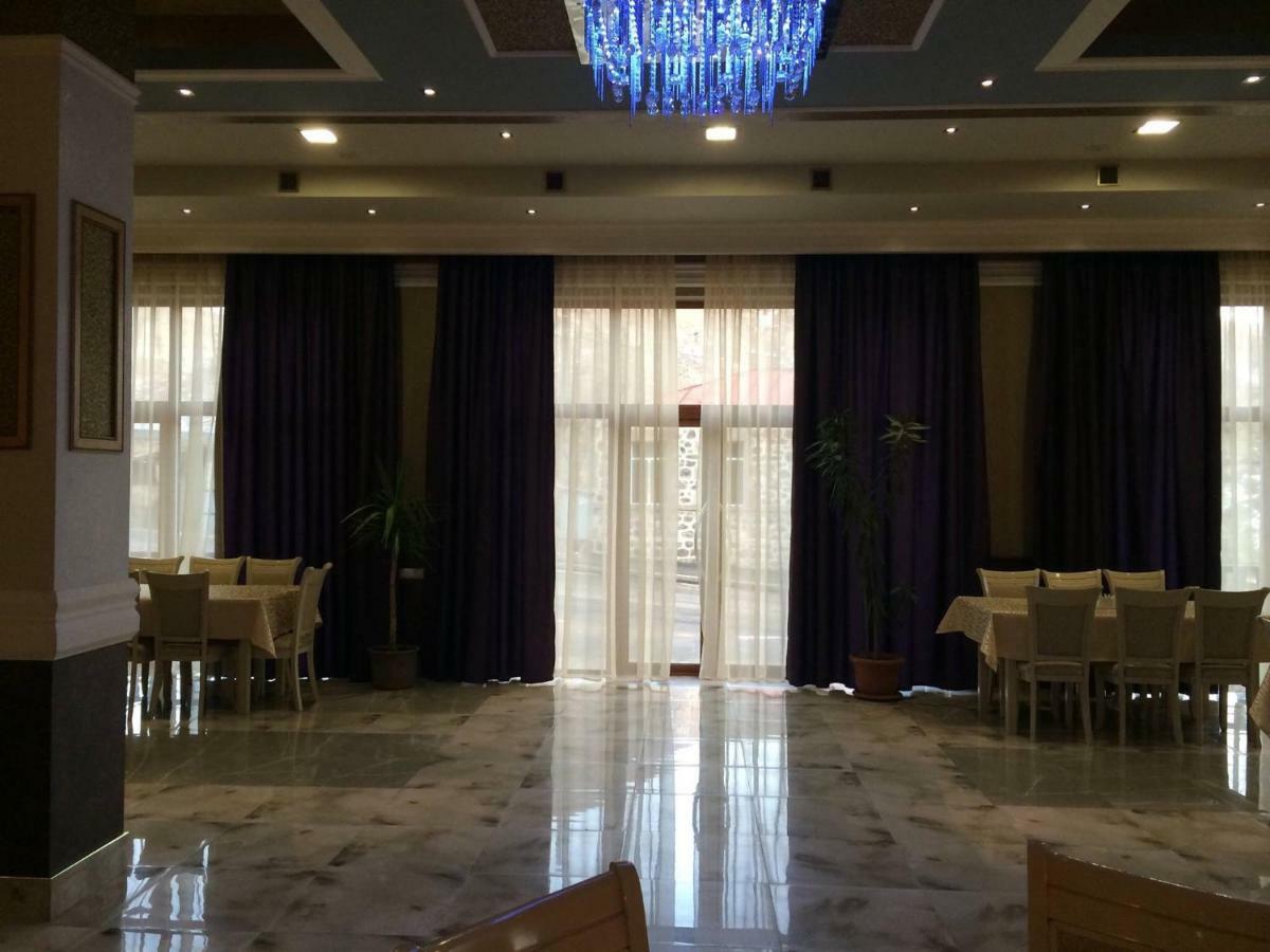 Lara Hotel Goris Extérieur photo
