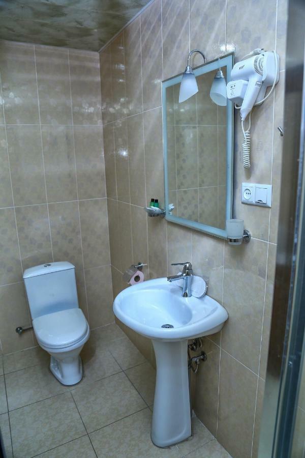 Lara Hotel Goris Extérieur photo